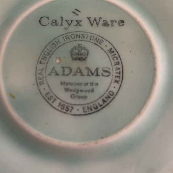 Starr Hill Antiques
Adams Royal Ivory Calyx Ware Saucer Bowls - Picture 8 of 9